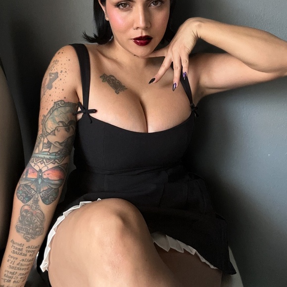 Pleated A-Line mini dress - Picture 1 of 3